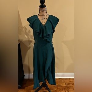 Green midi dress size medium